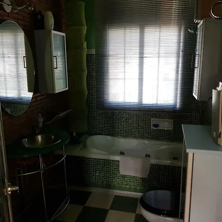Casa En Cerca De Granada Peligros